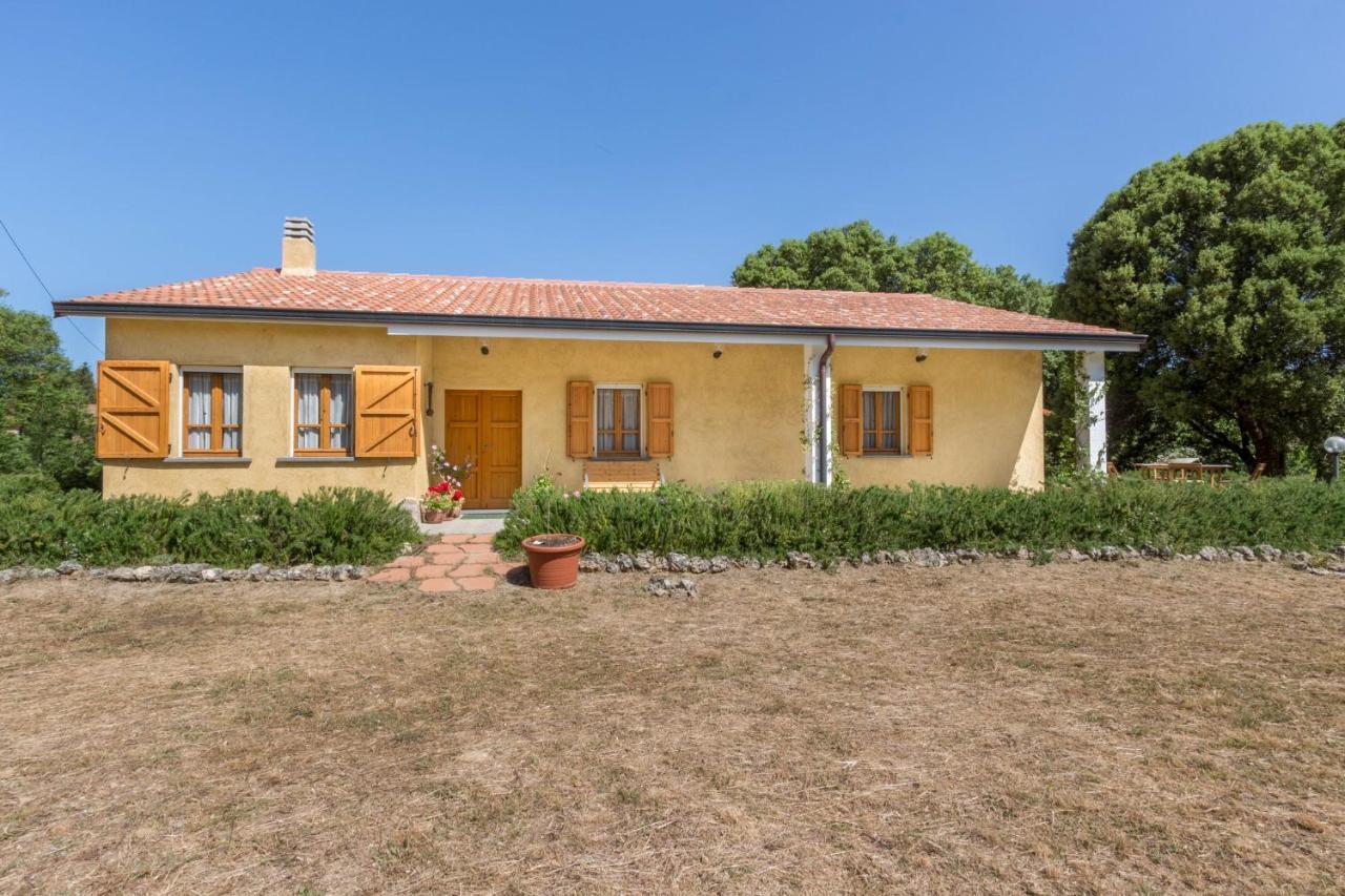 Su Pitiolu - Casa Vacanze Laconi Экстерьер фото